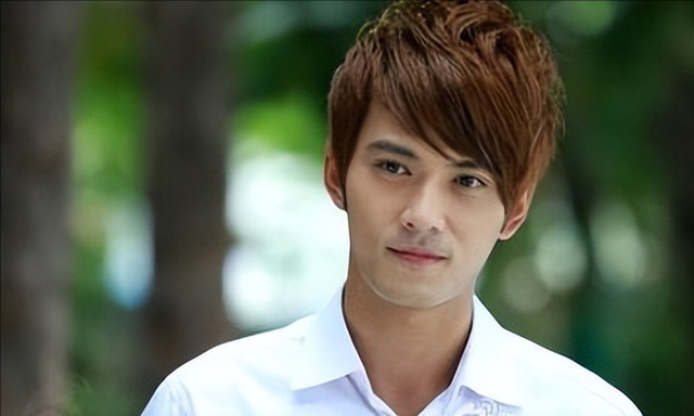 千年男二徐正溪退圈原因曝光，内娱是如此之乱，真是丢人！