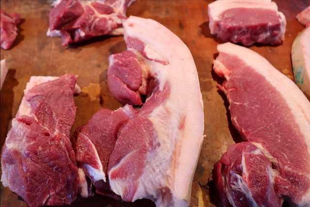 买猪肉时，看到这5种扭头走就对了，肉贩子老板：从不让家人吃！
