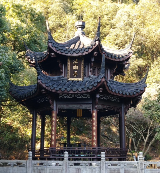 杭州|藏于杭州九溪深处，有个“可怜”寺院，曾堪比灵隐寺，如今没落了