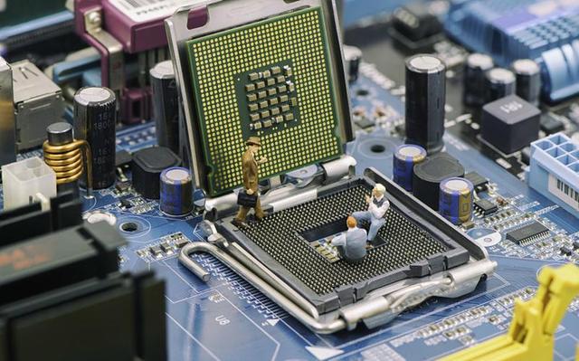 让中国芯片停滞13年的罪人，骗取11亿研发经费，后来怎样了？