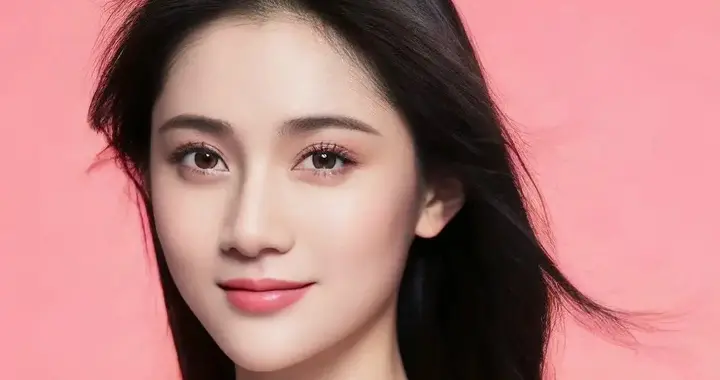 美女王楚然：在争议中蜕变的95花实力派！