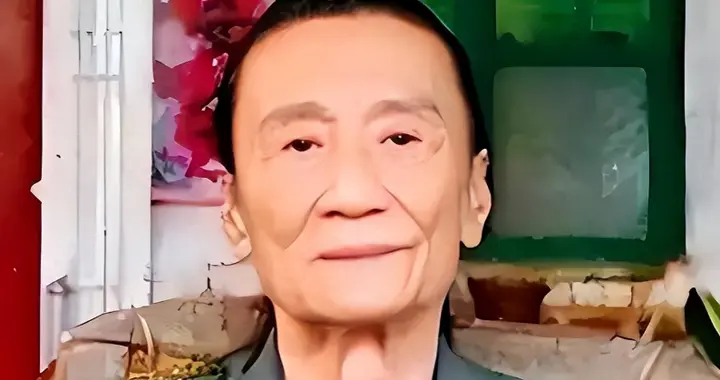 善恶到头终有报！89岁瘫坐在轮椅上的谢贤，已然成了一个“笑话”