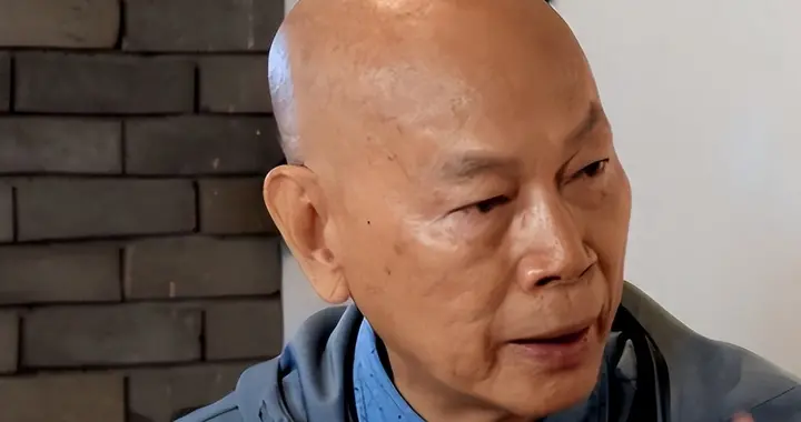 78岁罗家英传“噩耗”，走上了朱媛媛的后路，活成了“跳梁小丑”