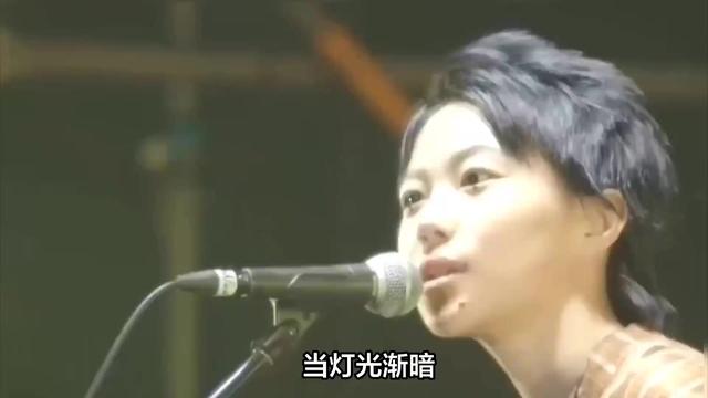 王菲女儿窦靖童，“整容式”亮相上海电视节！天后基因太强大！