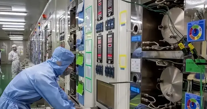 美芯片管控范围不断扩大，英伟达遭沉重一击，外媒：真有后门？