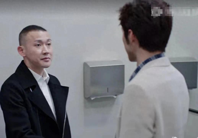 离婚13年，不后悔离开聂远，如今42岁不婚不育，自由背后也有眼泪