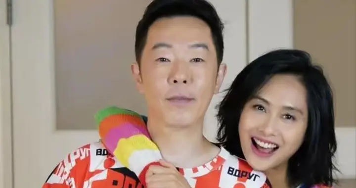 52岁朱茵现状曝光：住深山残屋，开97年旧车，活成娱乐圈的李子柒