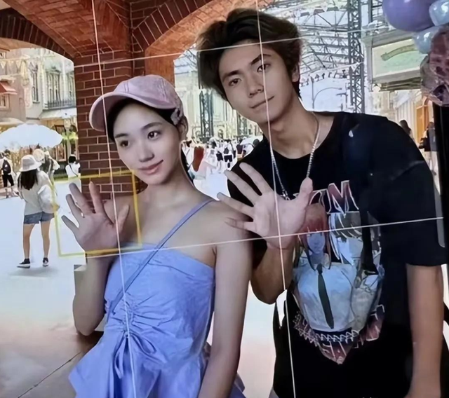 大S外甥现身！米谷头戴连帽卫衣帽子尽显高冷范儿，徐熙娴未露面