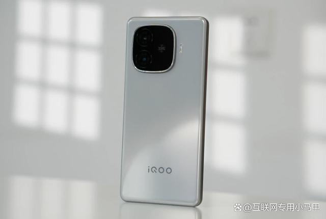 1500元左右手机推荐，“精挑细选”出这四款，选哪款都值得