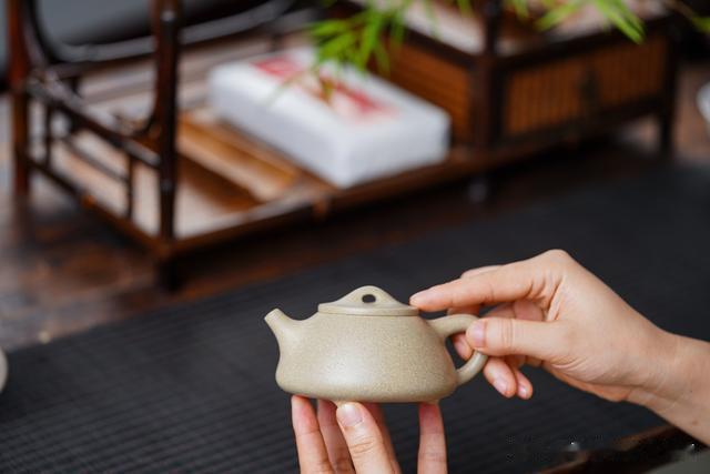 翡翠|并不是所有的黑都是“吐黑”