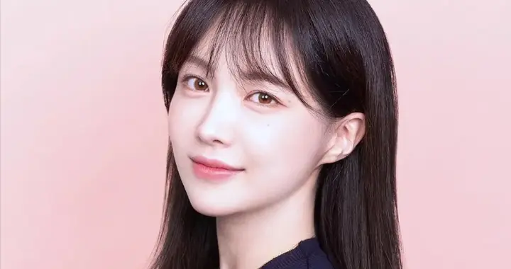 韩国女星宣布怀孕后，孩子生父却拉黑失联，愤怒公布男方身份资料