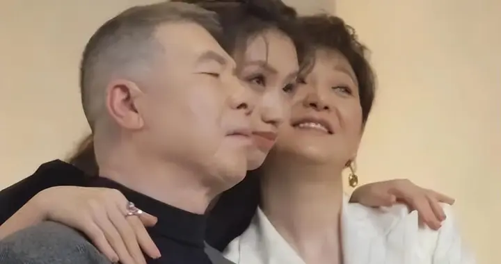徐帆回应离婚7个月后，67岁冯小刚再惹争议，养女徐朵成了导火索