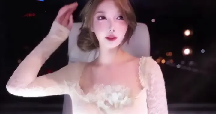 米娜自称在感情中占有欲很强！不会当小三，透露米儿不会再直播