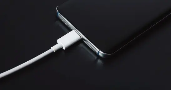 十年内，手机形态不被颠覆，充电宝就不会消失