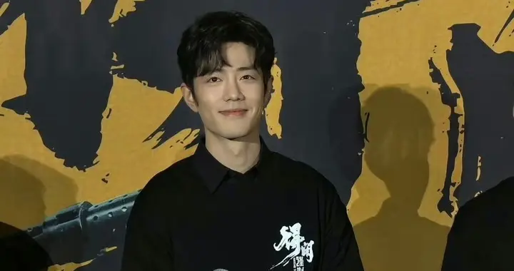 永远被肖战的采访打动，言之有物诚意满满，侯鸿亮满眼欣赏