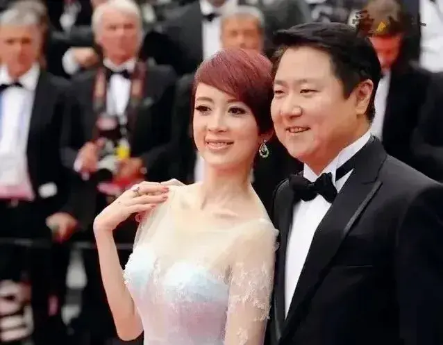 爆料！于冬金巧巧离婚，儿女抚养权疑归女方，更多细节即将揭晓