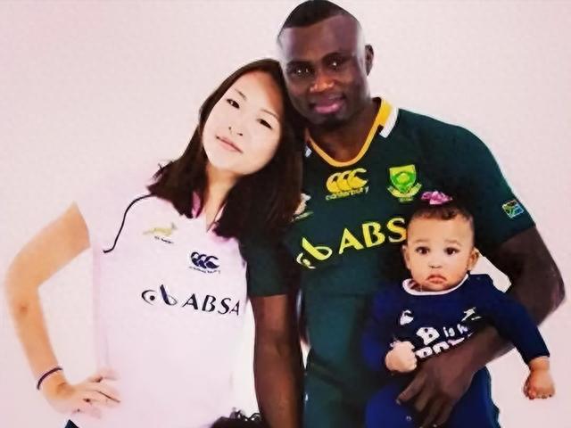 中国白富美嫁给黑人拳王，生俩混血娃被劈腿，小三是成人演员