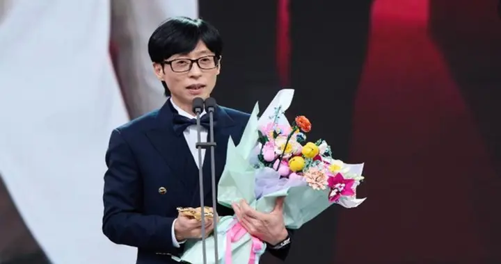 荣耀塌房？刘在石拿奖拿到手软，王牌节目却连环塌房，还有救吗？