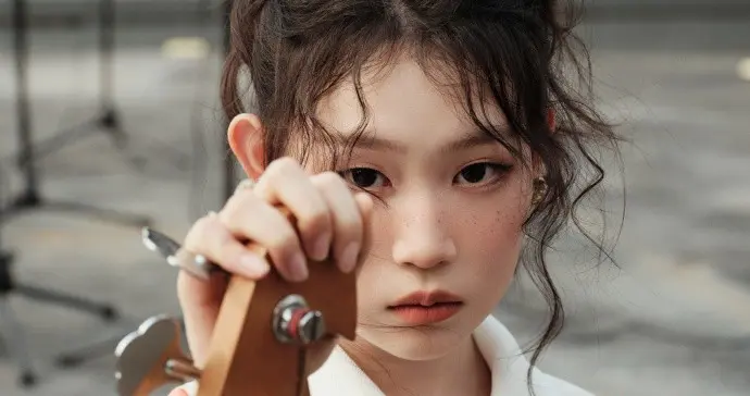 沈佳润凭啥成“流量密码”？请她等于请小沈阳免费陪同，爱的守护