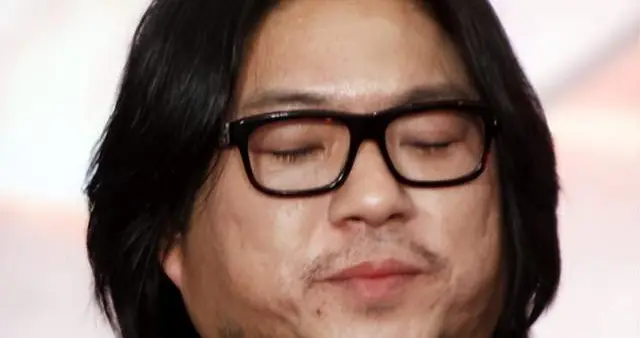 善恶有报，抛弃女友、捧日亲美、批评刀郎的高晓松，终走到这一天