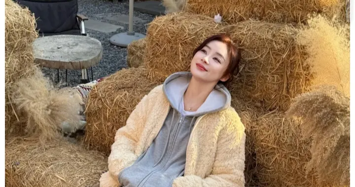 袁姗姗分享最新美照