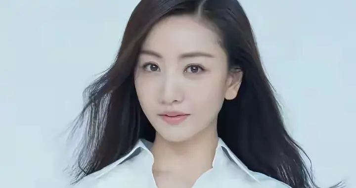 杨蓉：云南山水孕育的演技风骨！