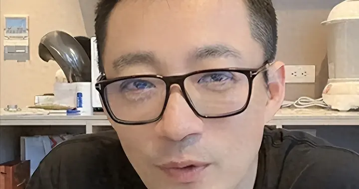 汪小菲不忍了！直播透露不买房原因，孩子不随母姓，马筱梅表态