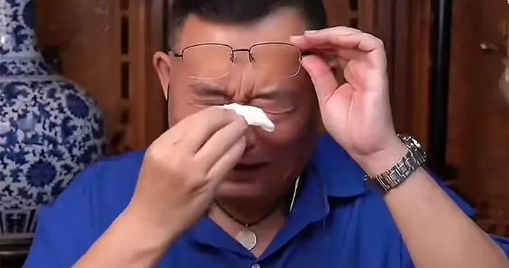 德云社郑好泪洒直播间，直呼带货太难，玩剧本带货未必要会哭