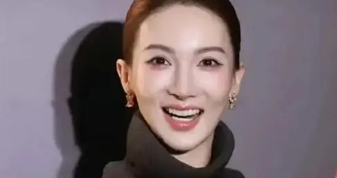 妆造翻车被质疑医美过度 金晨认错称“再也不乱化妆了”