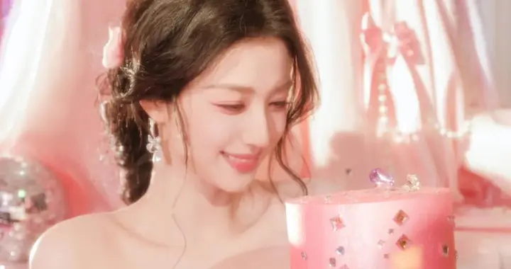 王楚然生日写真，绝美迷人