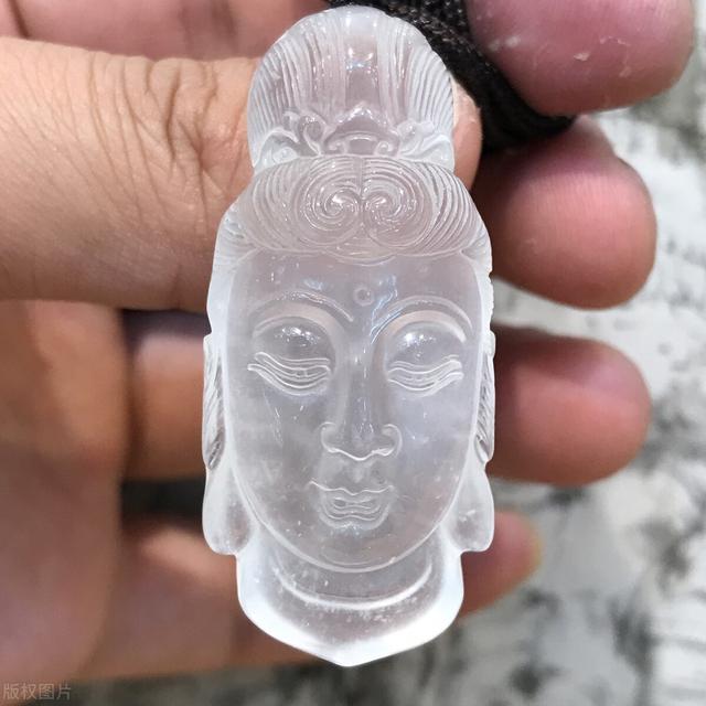 翡翠|你知道什么是水沫玉吗？水沫玉和翡翠的区别是什么？