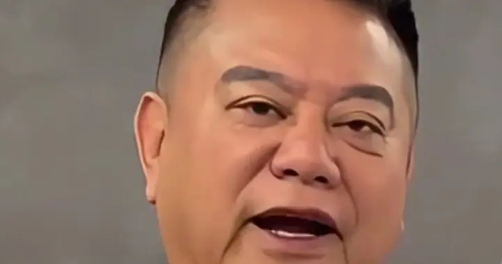 红衫映盛典：陈百祥观礼9.3阅兵的家国情怀