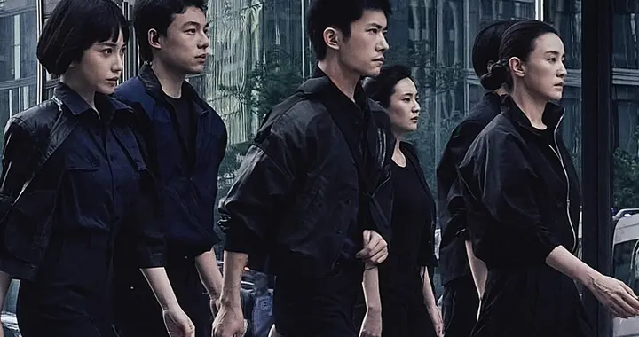 实时票房：《飞驰3》破41.5亿，《惊蛰》暂时领先《镖人》排第二