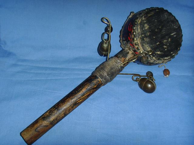 |叫卖郎曾经使用的拨浪鼓，在收藏市场上遇见，你会收藏吗？