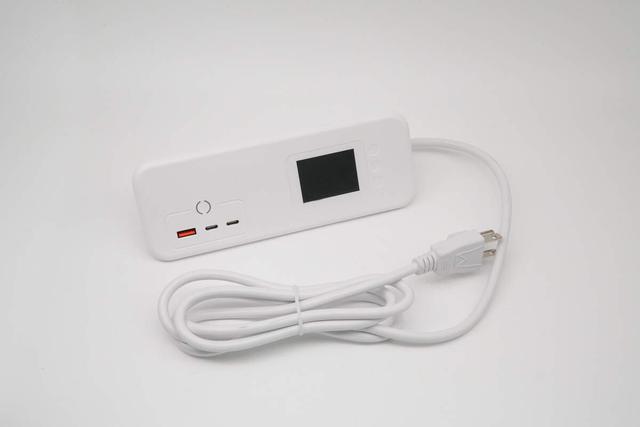 多设备党福音：古石65W数显排插支持实时功率/温度监控