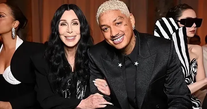 79岁天后为爱痴狂，要和39岁男友结婚？男方曾脚踏12条船