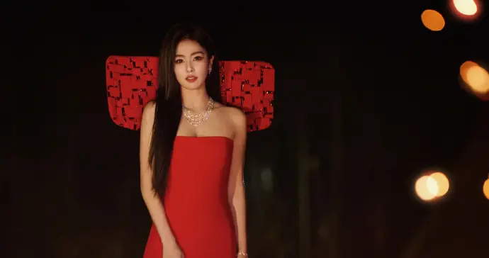 白鹿“做自己不设限”的时尚理念才是她出圈的法宝