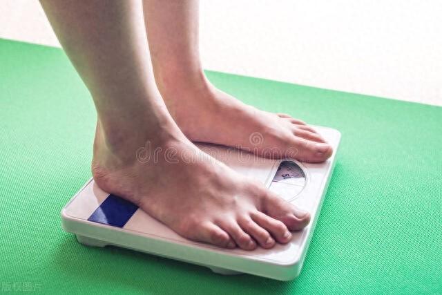减脂 减肥速度太快有什么后果？4个方法让你减脂不减肌