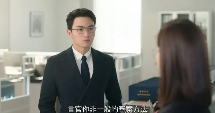 30岁TVB小生周嘉洛新剧演技获赞！自爆靠一个笑容摆脱旧标签