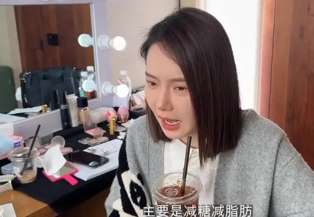 戚薇自曝体脂率仅14%！生二胎后迅速瘦身，她却直呼观众别效仿