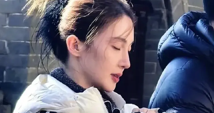 大孤山风波愈演愈烈！超50位明星扎堆前往，名单曝光网友呼吁深挖