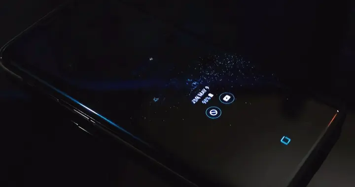 手機“新鐵三角”誕生！7500mAh+8.3mm，紅米給行業響亮耳光