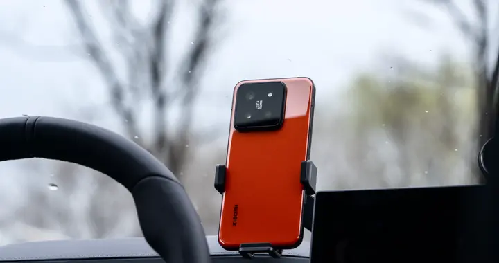 小米最后清倉，16G+512G從4599跌至2549，價格出現大跳水