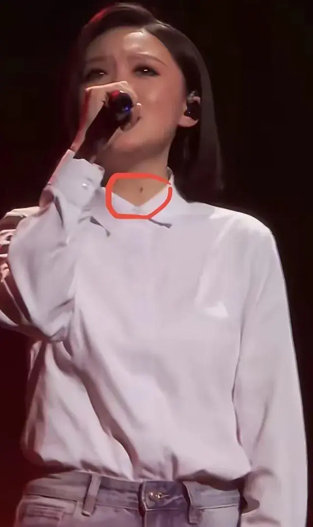 徐子尧“虫脸事件”:当舞台事故变成专业主义的勋章