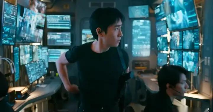 看了《惊蛰无声》的预告，朱一龙的气质又变了，难怪导演选择他