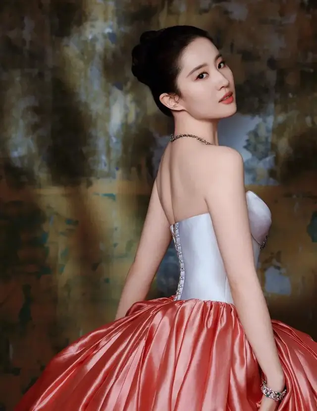 刘亦菲：心中的女神，岁月的佳人