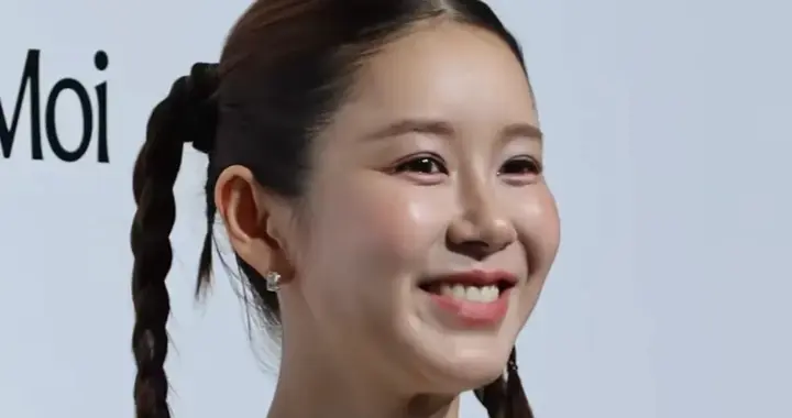 陈赫老婆张子萱装嫩失败，网友：看起来又老又小