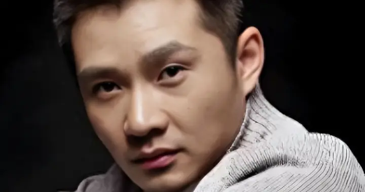 戏红人不红，娶“丑女”为妻还恩爱24年，有种人生赢家叫任帅