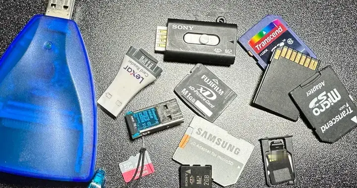 日本“最小存儲(chǔ)卡”大賽結(jié)果出爐： 0.5MB SM卡奪冠