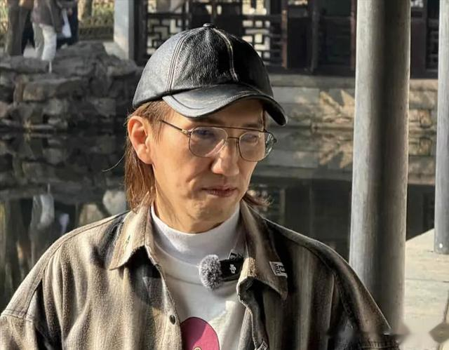 58岁林志炫近照曝光！面容苍老瘦到脱相，脸部胶原蛋白流失太沧桑